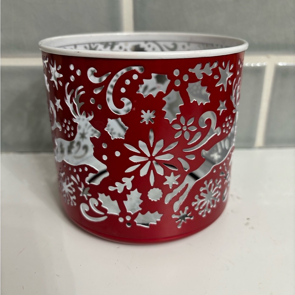 Bath & Body Works red metal reindeer Christmas candle sleeve